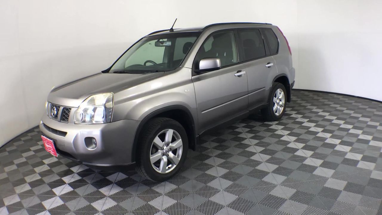 Classic Stainless Steel Feather Stud Earrings - Yellow