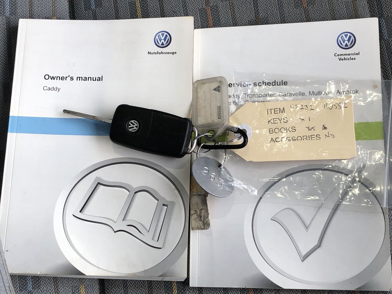 2025 Australia Mint Set - Australian Honours System