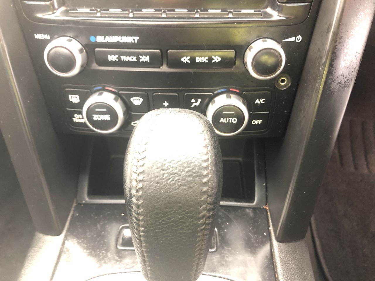 END OF LEASE SALE: 10" Carplay