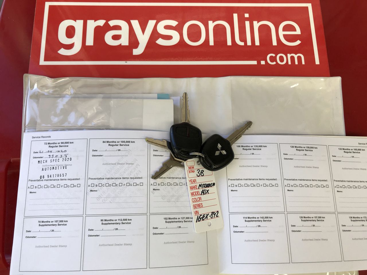 0.07 carat white 5 diamonds round