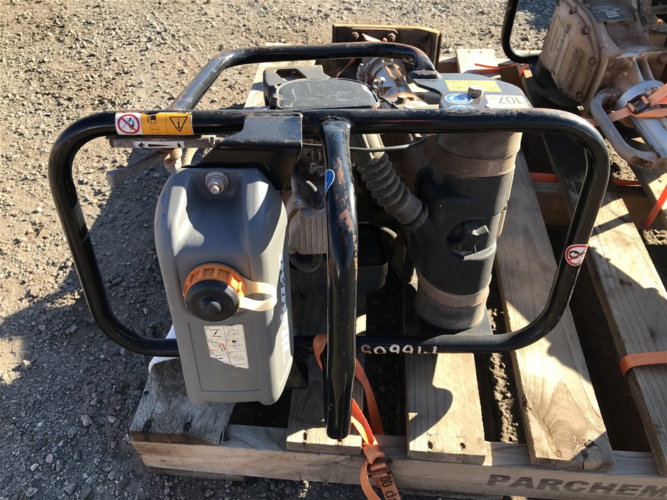 Medium Levelling Bar (Unused),