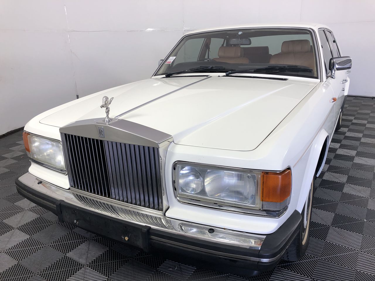 Night Merchant Vodka Lime And Soda Cans (24x 250mL) NSW