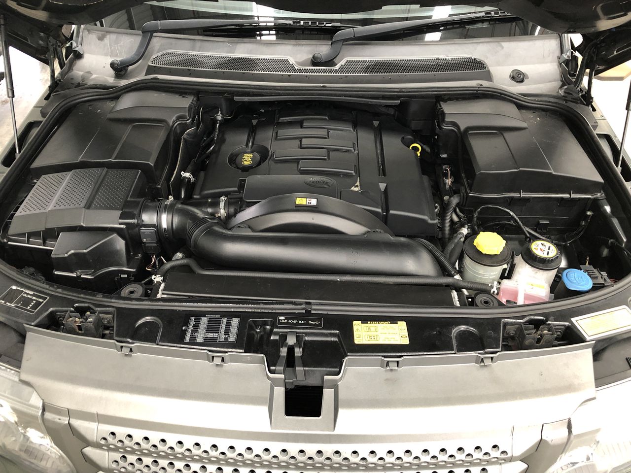 2014 Nissan Navara 4x4 ST-R D22 Turbo Diesel Manual Pick-Up