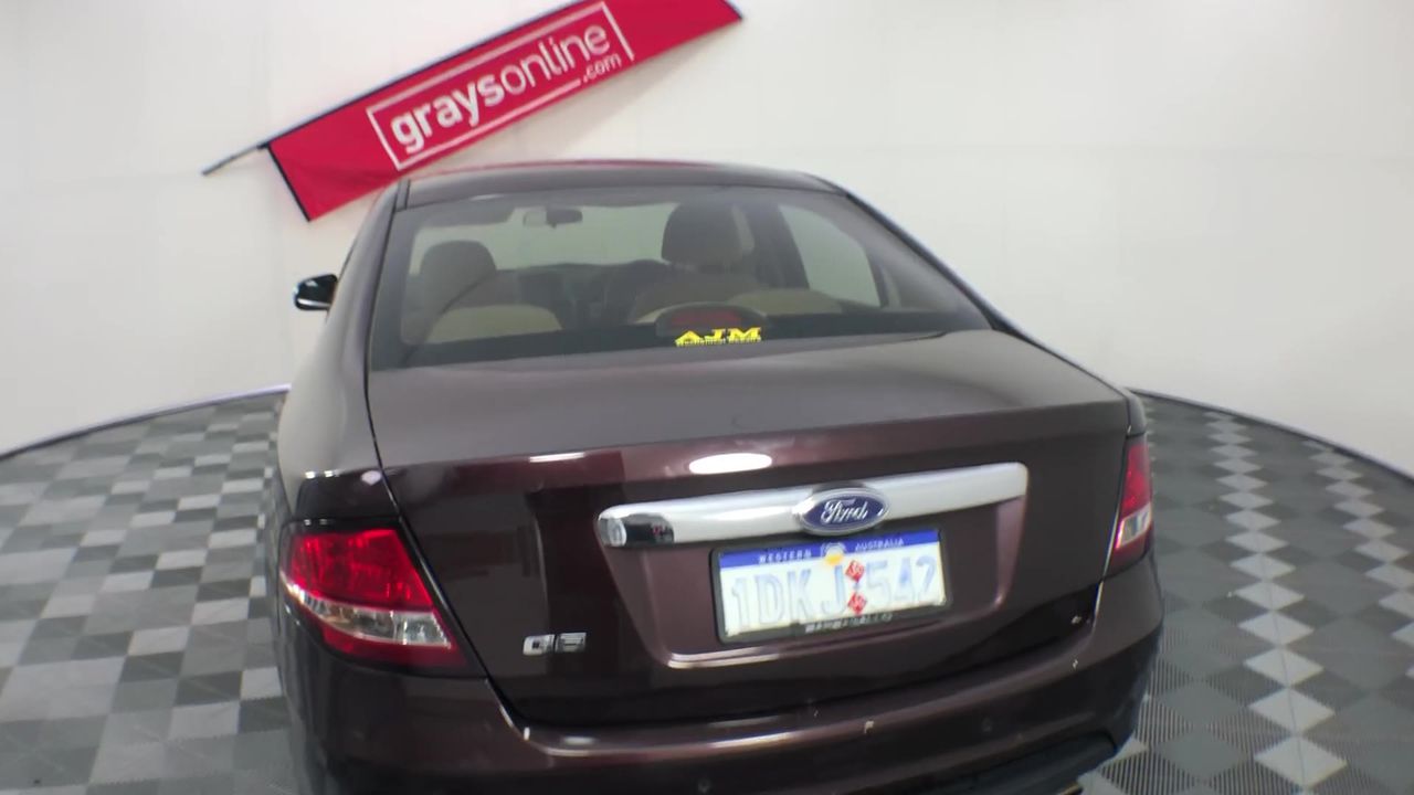 2016 Volkswagen Passat 140TDI Highline with the R-Line pack