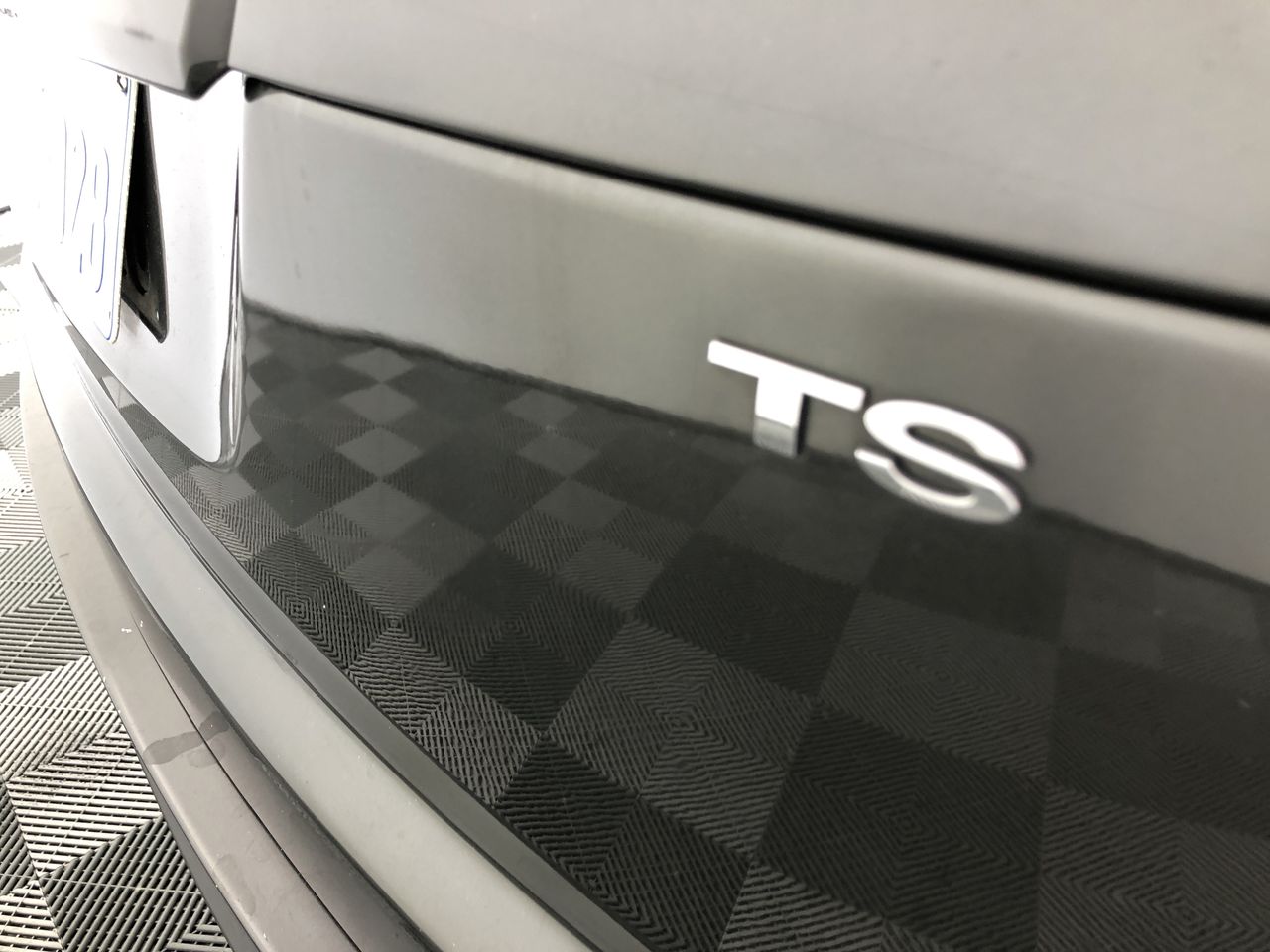 2009 MITSUBISHI CHALLENGER LS Diesel