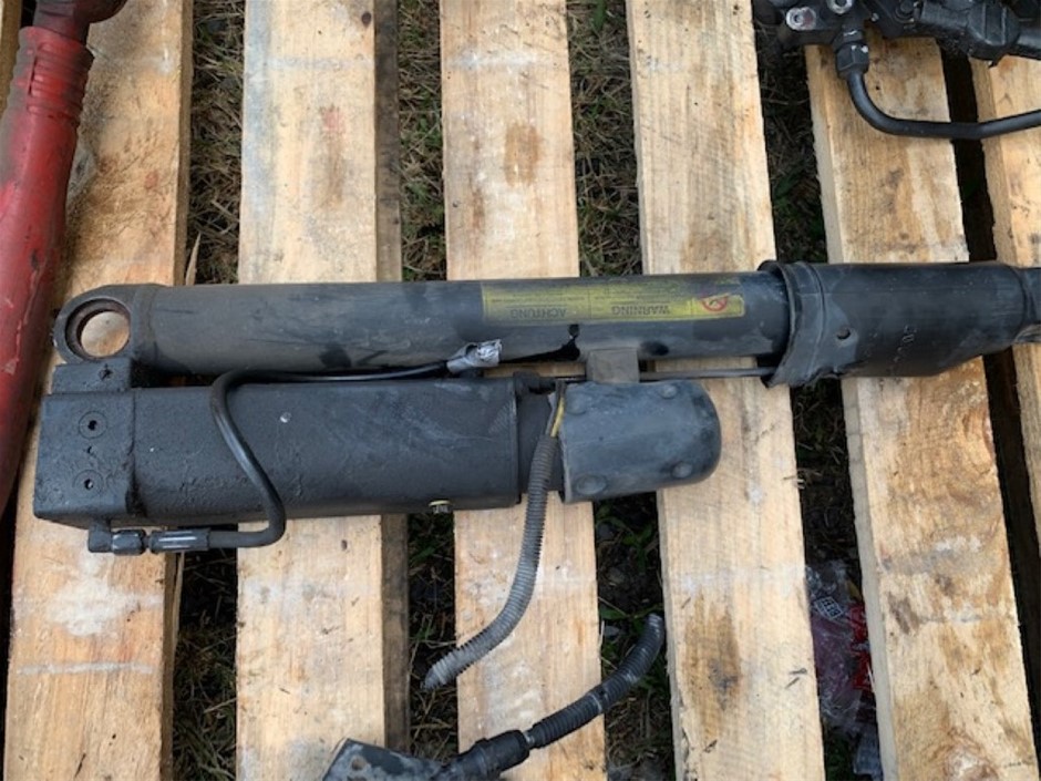 Grader Blade – to Suit 28-36T Excavator(Unused)