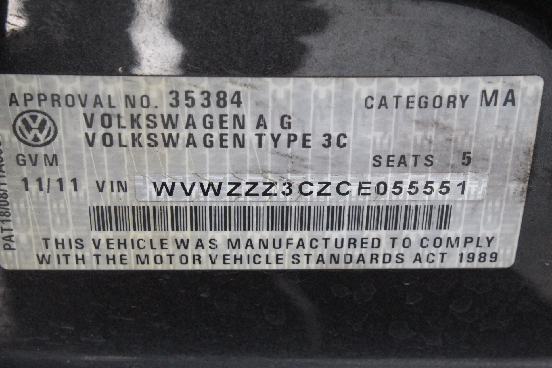 <p>30 x LED Down Lights, 9W, 200-240 Volt, 50/60HZ (Unused)</p>