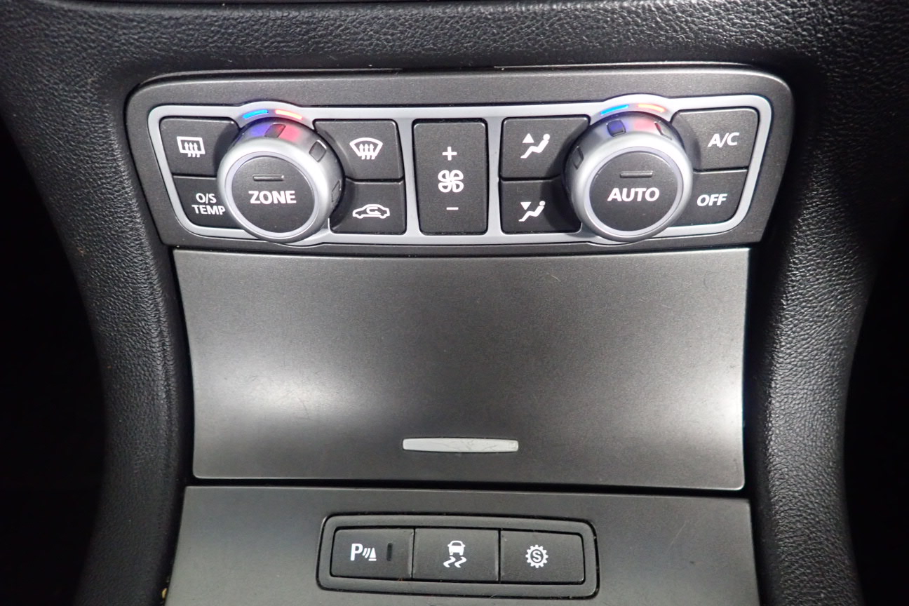 CLOSING DOWN SALE: 7" Carplay