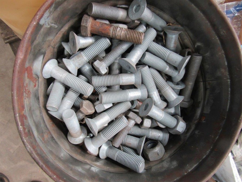 Assorted 20mm Bolts and nuts Auction (00867026675) Grays Australia