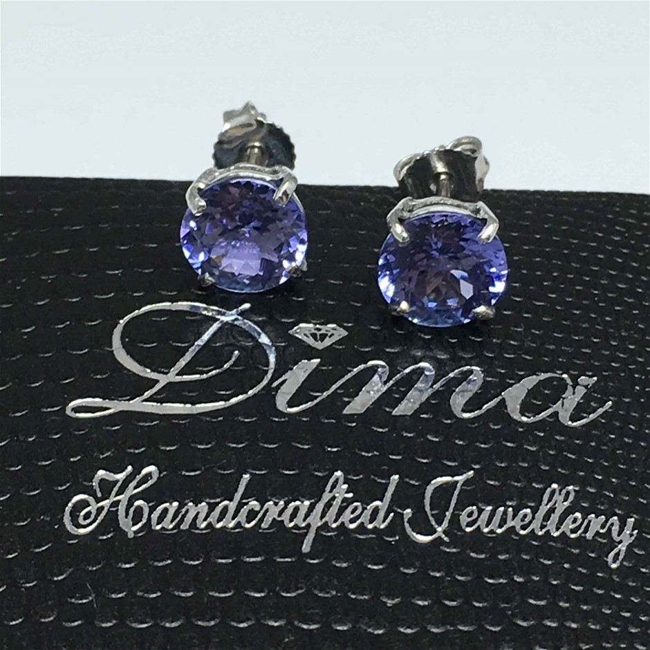 0.06 carat 4 natural white round diamond