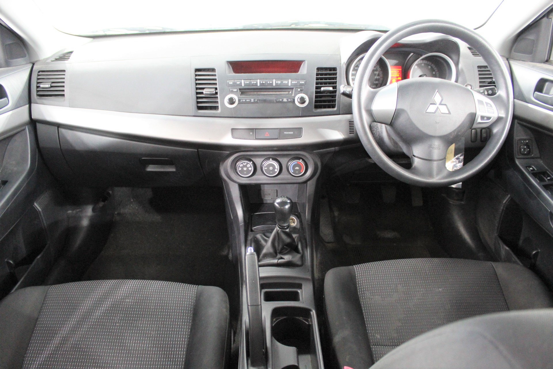 The Bowler Cleanskin Chardonnay 2025 (12x 750mL) SA