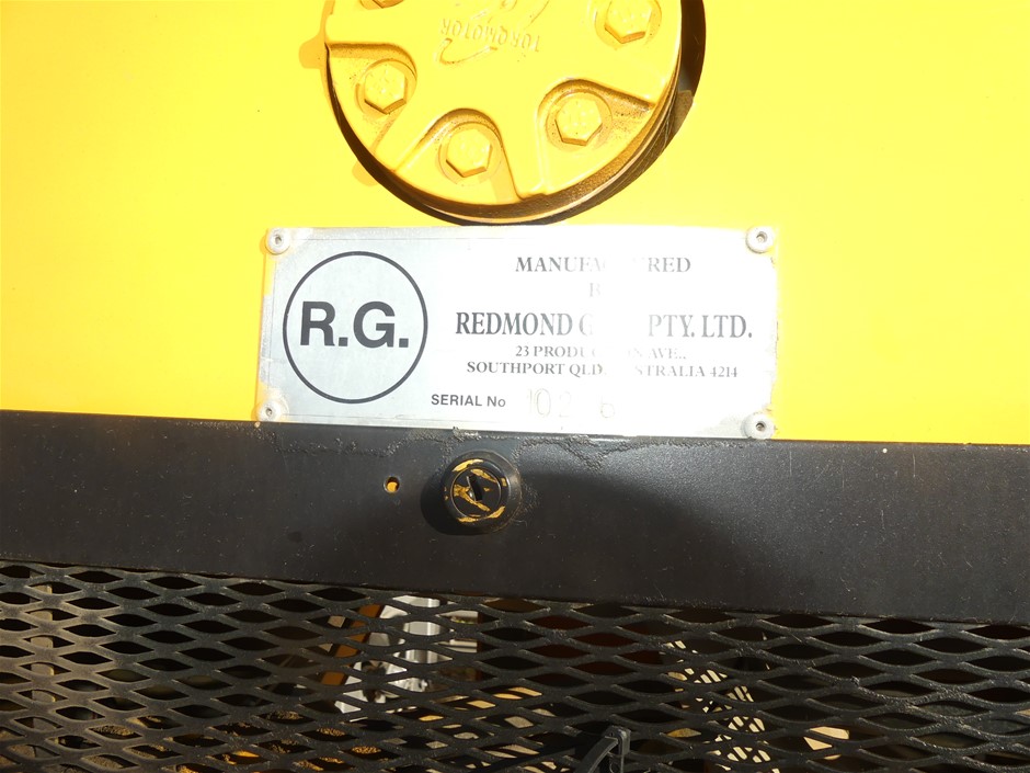 Quantity of 100 1650mm Star Pickets(Unused),
