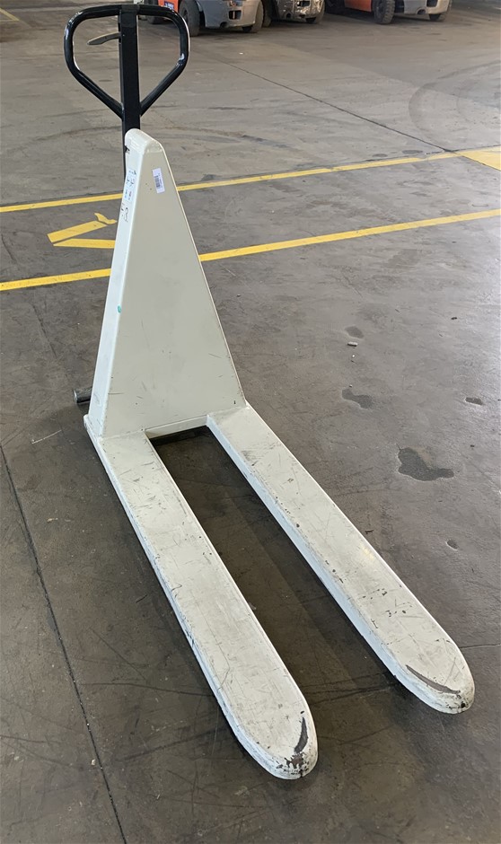 Crown PTH50S2045S Hand Pallet Truck Auction (00115041304) Grays Australia