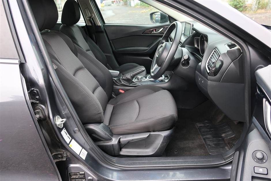 <p>Hella - Husky Automotive AirCon Servicing Unit</p>