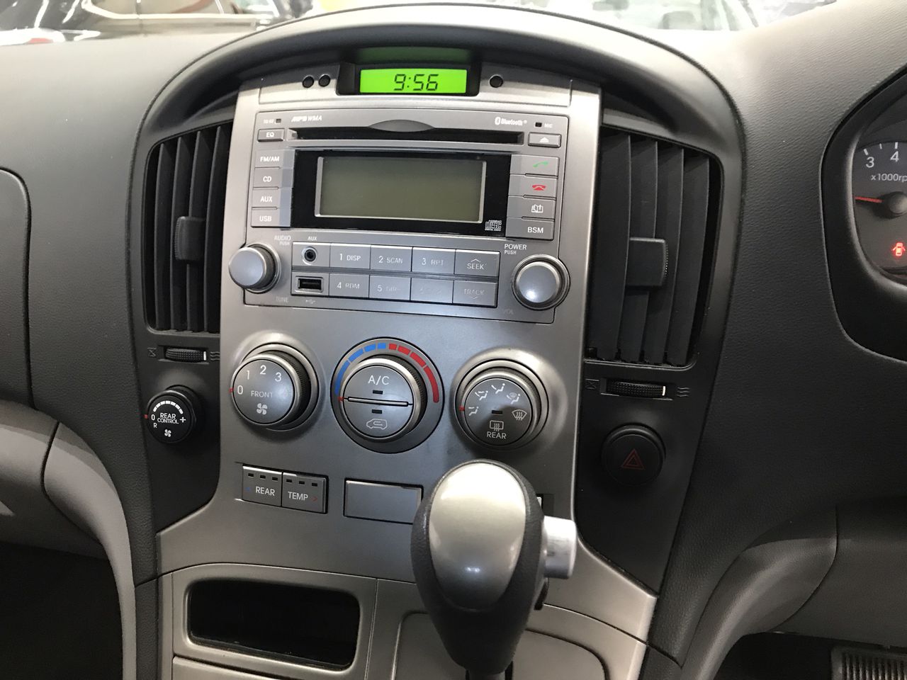2011 Toyota Kluger KX-S Automatic 7 Seats
