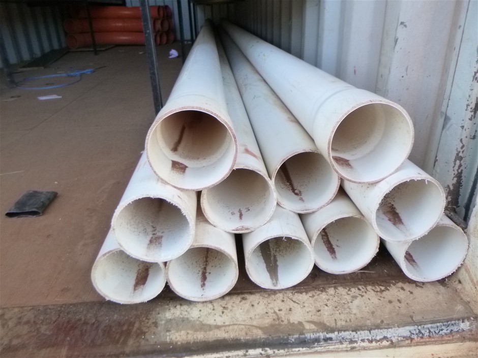 Accommodation & Shower / Toilet Block Unit (Unused),