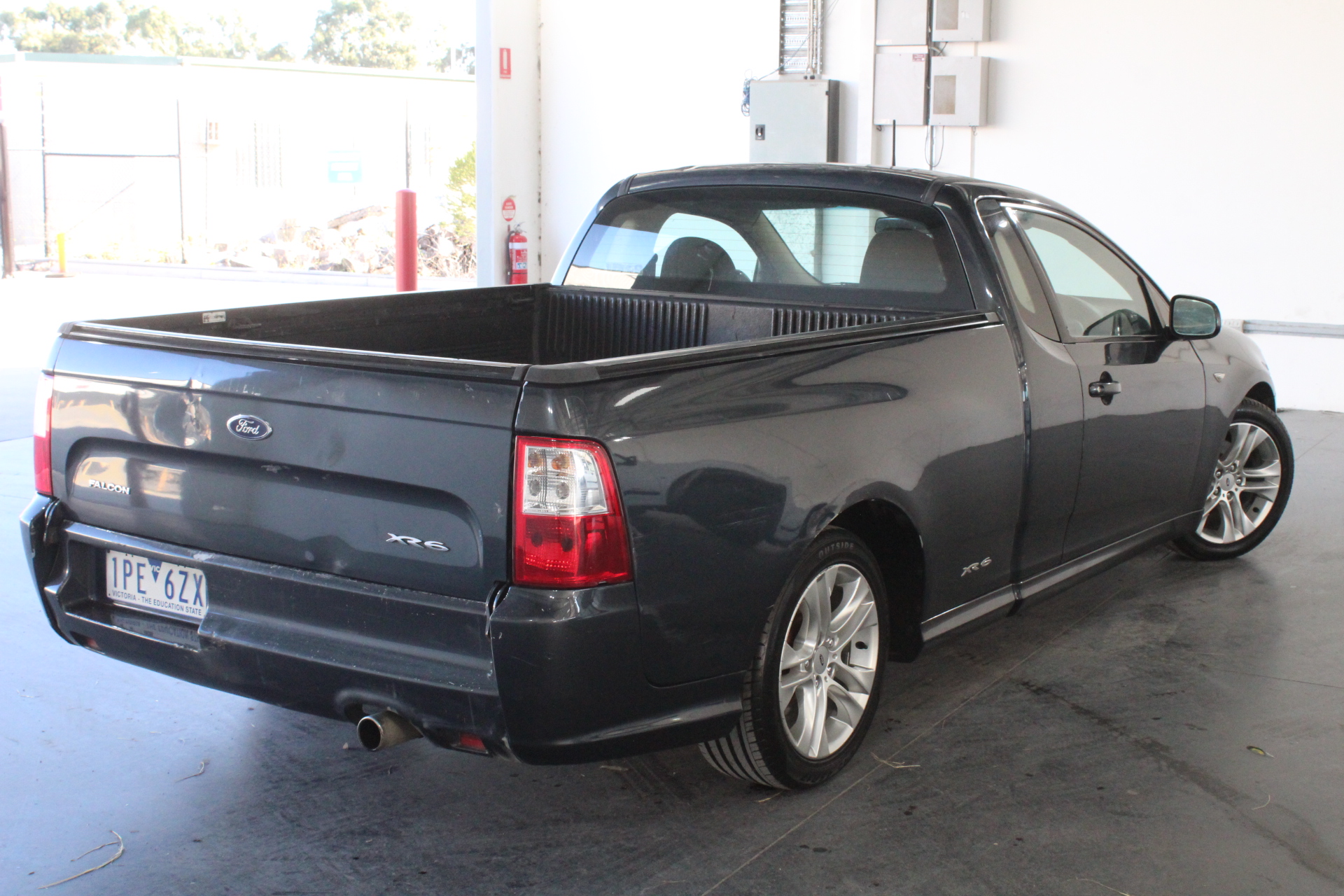 Microsoft Bluetooth Number Pad (23O-00021) - Glacier.  Buyers Note - Discou
