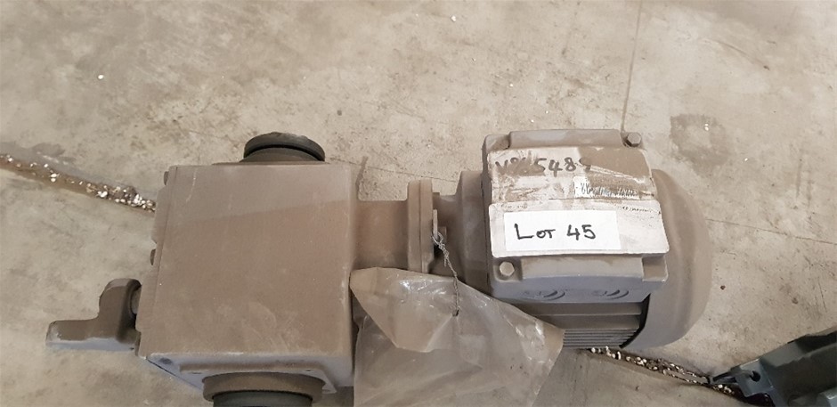DeWALT 18V 5.0Ah XR Li-Ion Cordless Slide Battery. NB: Not in Original Box.
