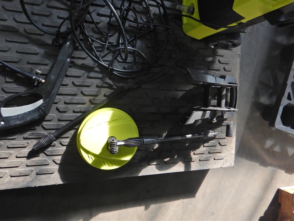 DeWALT 18V XR Brushless 184mm Cordless Brushless Circular Saw, Skin Only. N