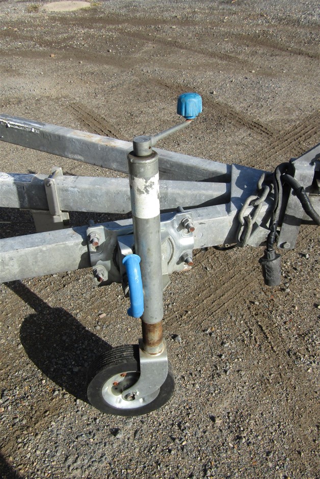 <p>Box Trailer (Farm Use)</p>