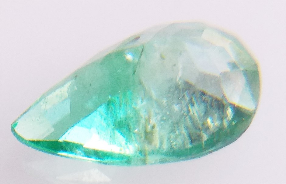 0.06 Carat round 4 diamond