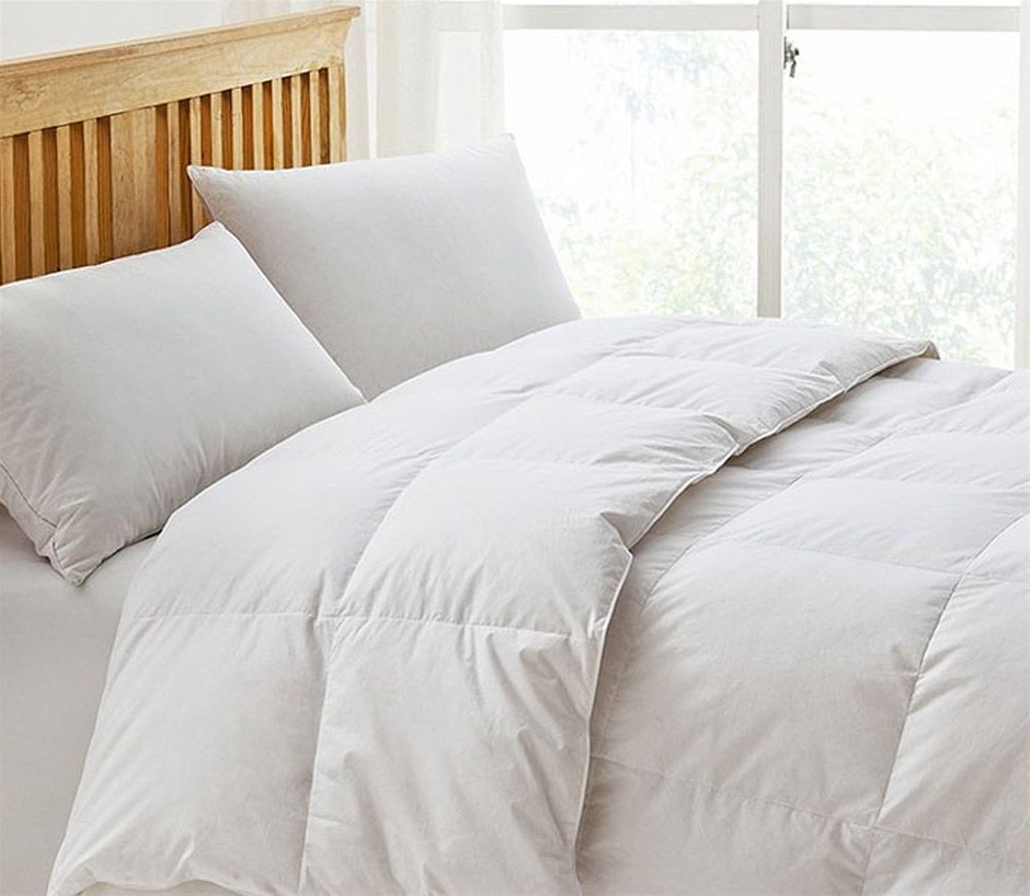 100 Australian Wool 550GSM Quilt / Doona Queen Size Auction