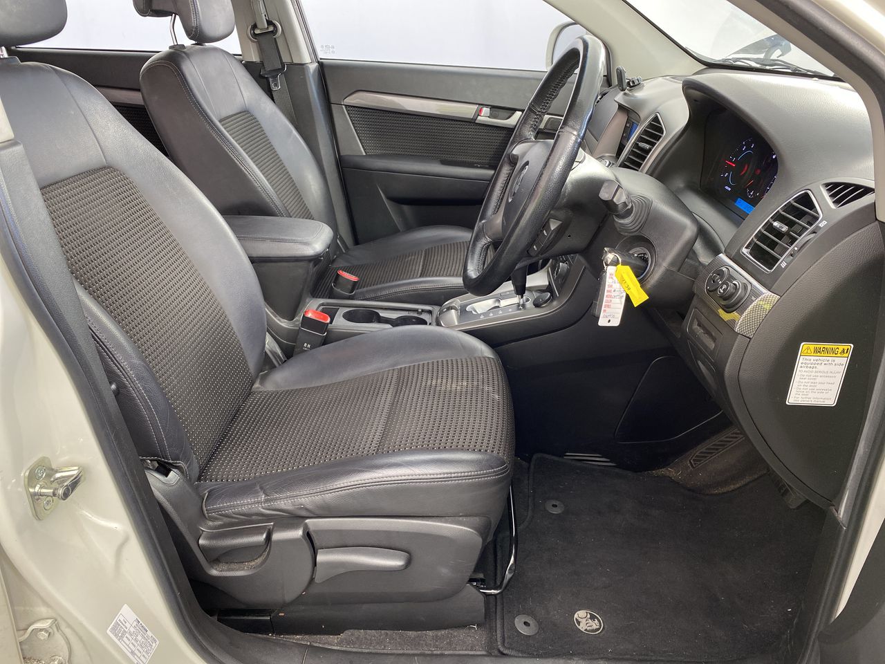 BRITAX Safe N Sound Graphene 360 Rotating Convertible Car Seat, 0-4 Years,