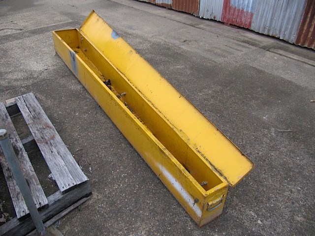 Pole Saw Storage Box Auction (0083-5005265) | Grays Australia