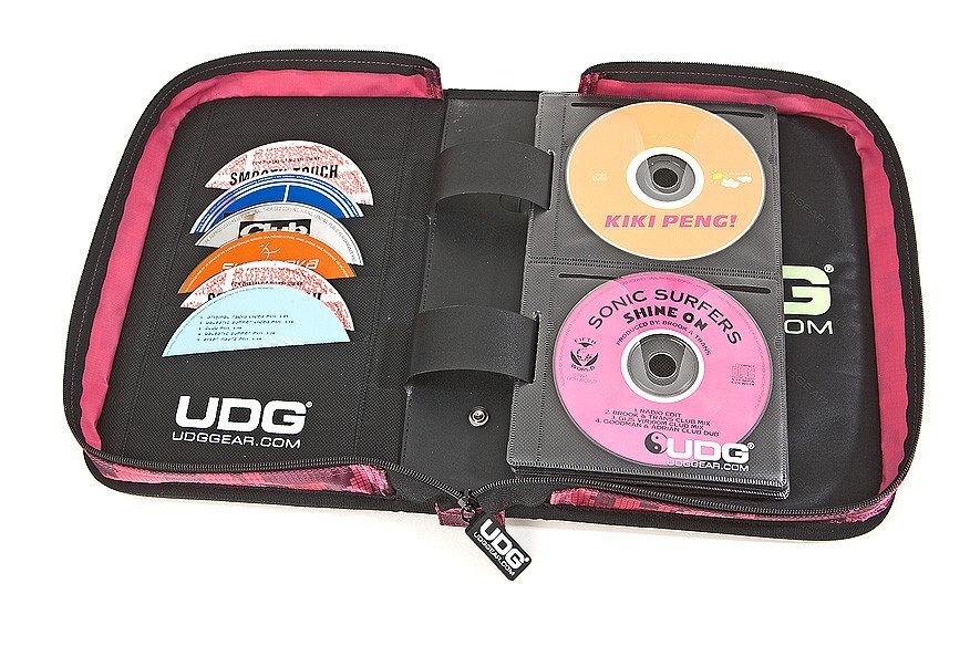 UDG CD Wallet 100 DVD Case Holds CD's DV