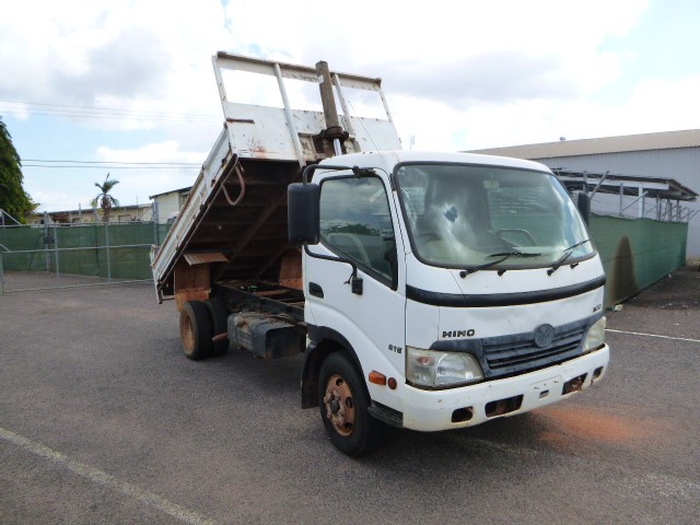 hino dutro tipper truck grays