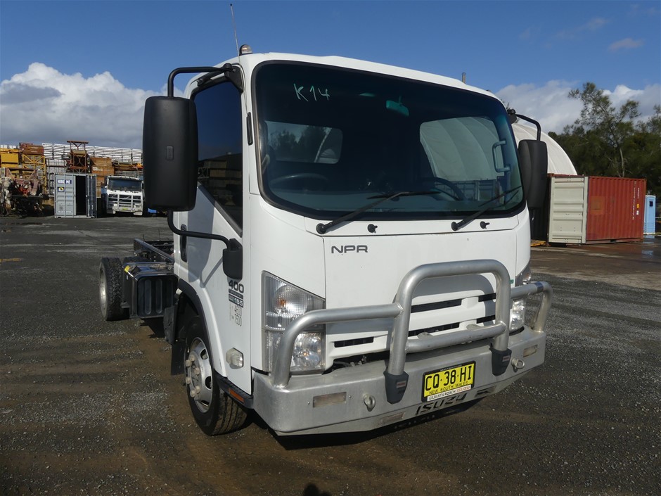 2011 Isuzu NPR 400 Medium Sitec 155 Series II Cab Chassis Truck Auction ...