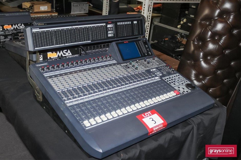 Panasonic(RAMSA) WR-DA7 32 Channel Digital Audio Mixing Console