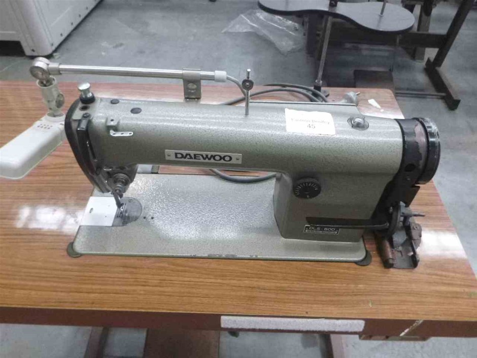 Daewoo Heavy Industrial Sewing Machine Auction (00029018656) Grays