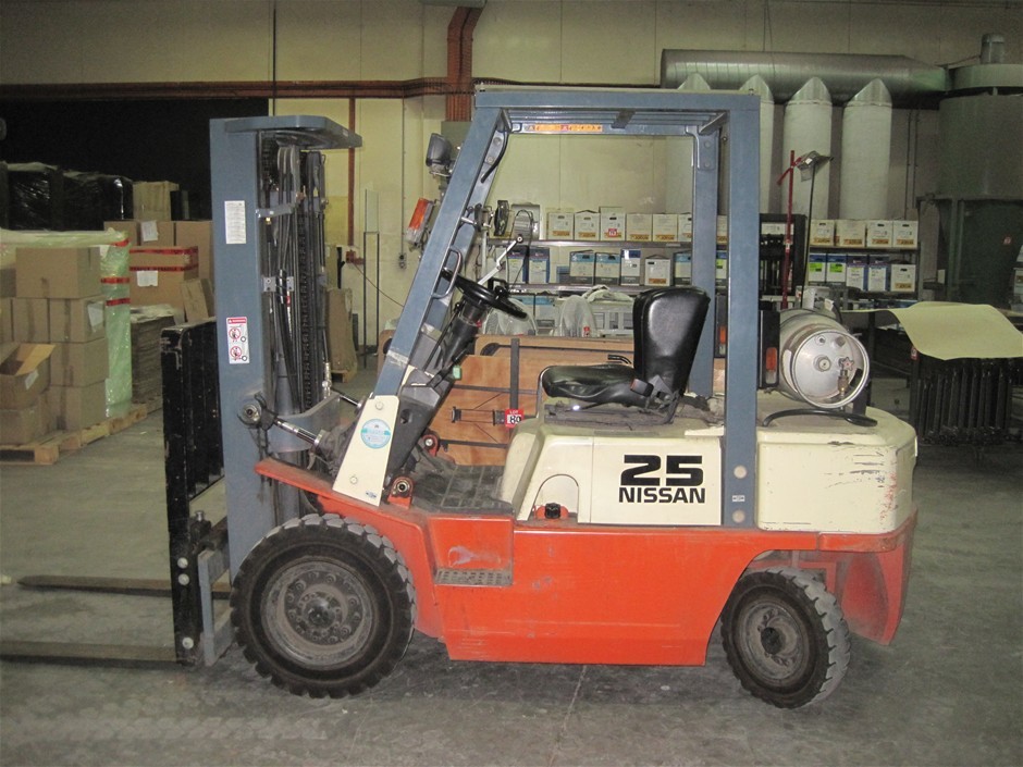 Nissan forklift, Model 25PJ02A25U, Serial No. 116856 (Type A Asset) Auction (00643000242