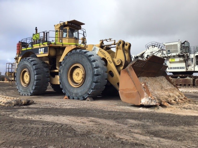 1996 Caterpillar 994C Wheel Loader with Bucket