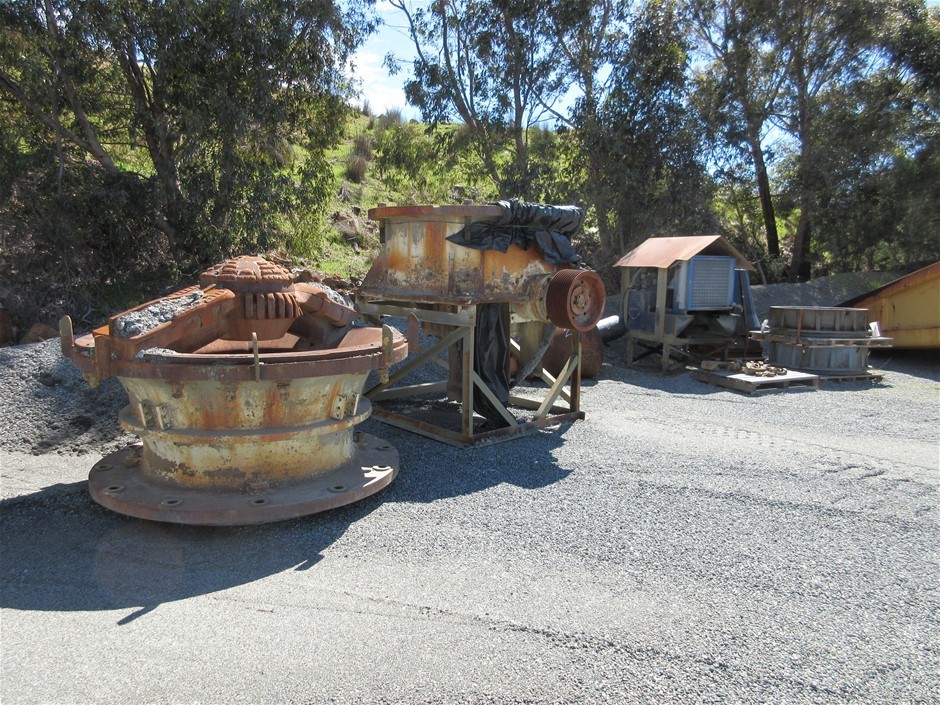 Gyratory Crusher, Model SG1200