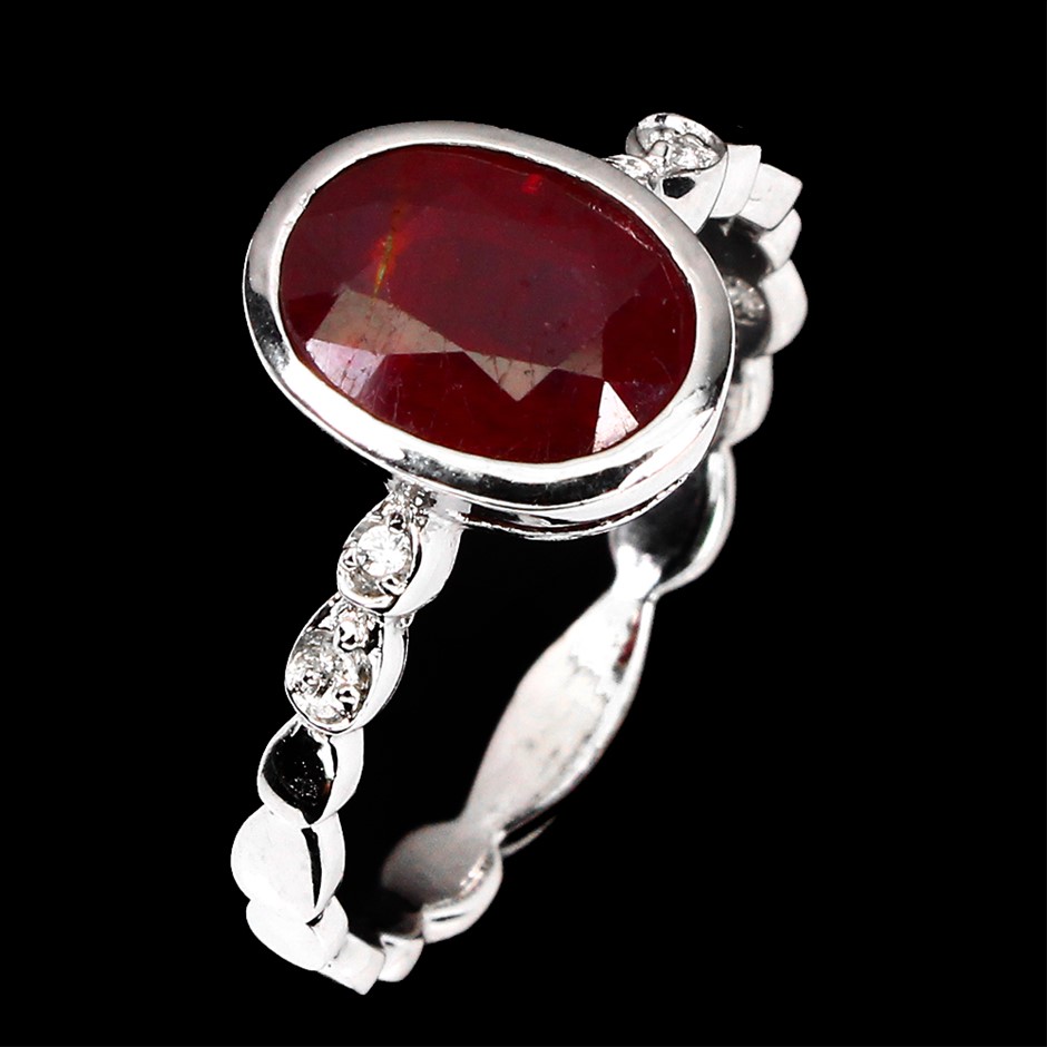 Striking Genuine Blood Red Ruby Ring. Auction (0010-2529999) | Grays ...