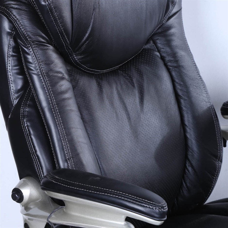 TRUE INNOVATIONS Mobile Executive Office Chair, Leather Upholstery w