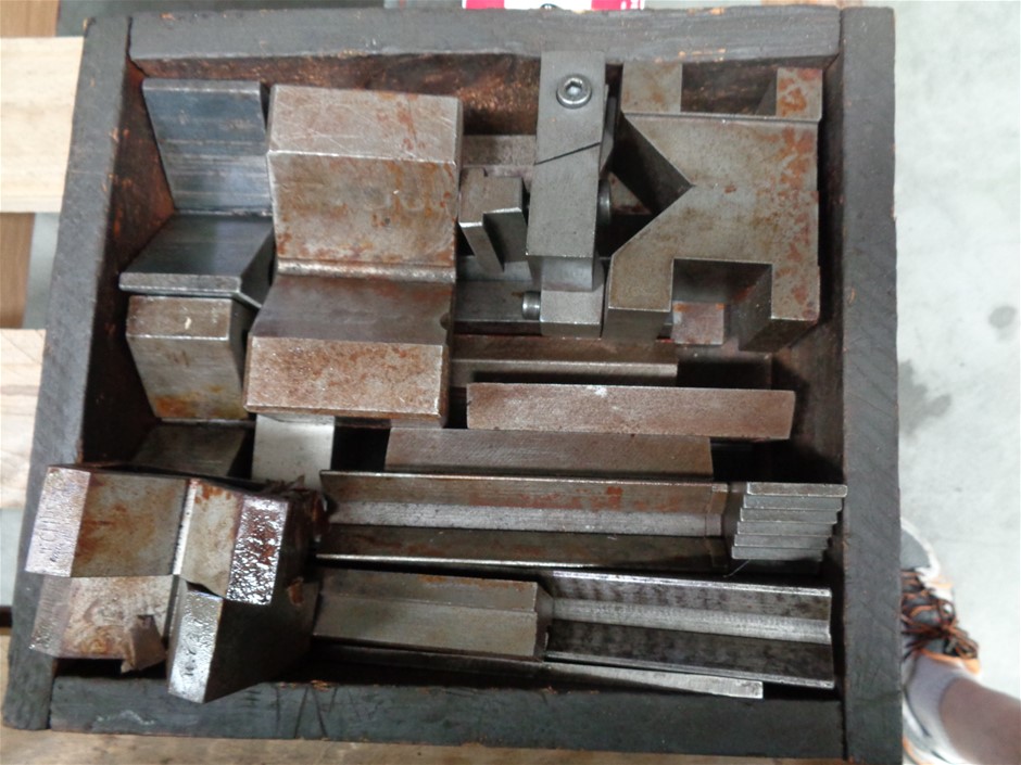 Milling Machine Parallels & V Blocks Auction (02463018335) Grays