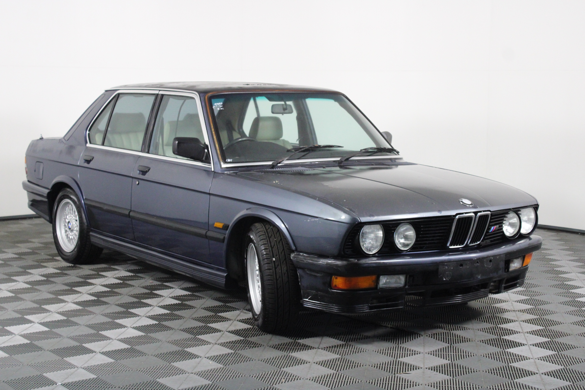 1986 Bmw E28 M535i Manual Sedan Auction 0001 Grays Australia