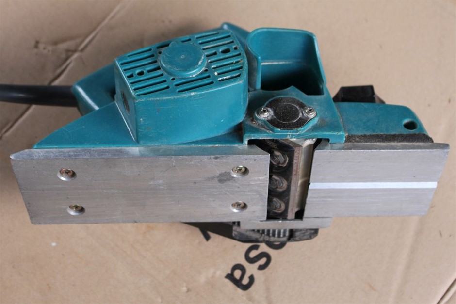 Makita Power Planer Model 1900B Auction (00705044128) Grays Australia