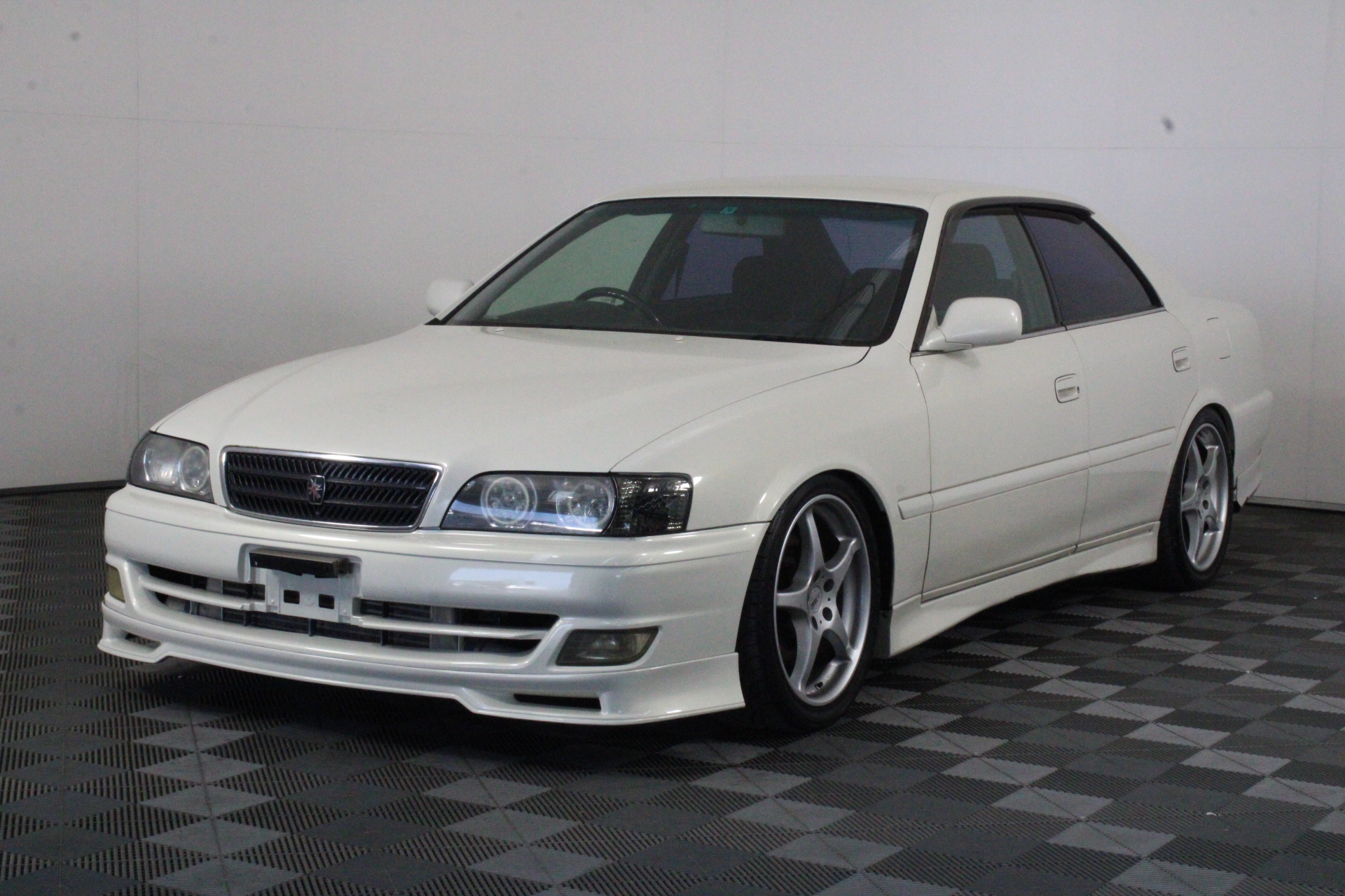 2001 Toyota Chaser (IMPORT) Automatic Sedan Auction (0001-20008170 ...