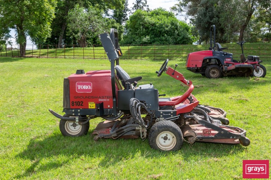 Toro groundsmaster best sale 3500d for sale