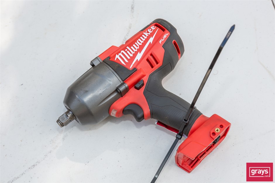 Milwaukee M18 CHIWF12 18VAC 1/2 Rattle Gun Auction (0156-5044627 ...