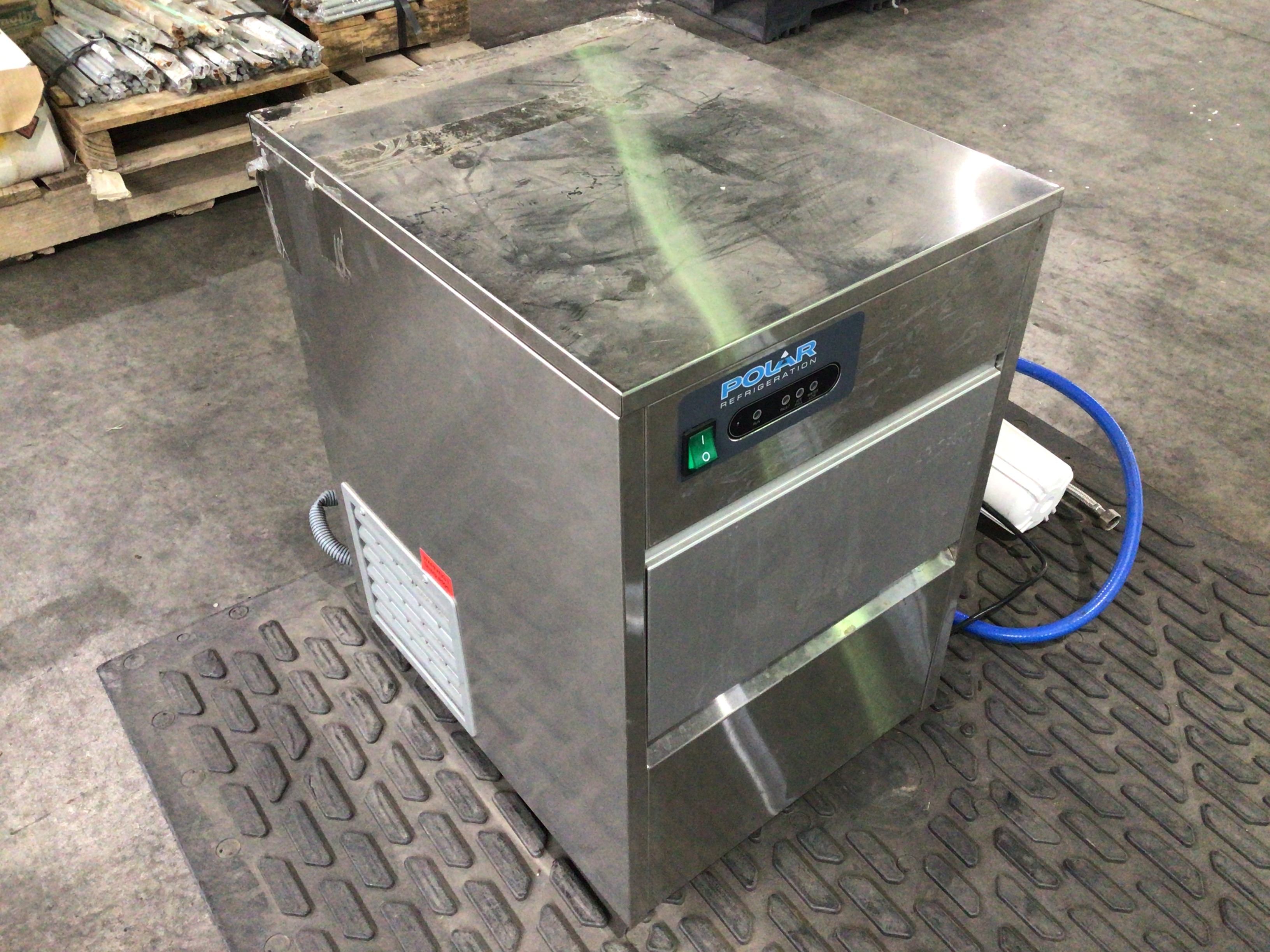Commercial Ice Making Machine Auction (00018013493) Grays Australia
