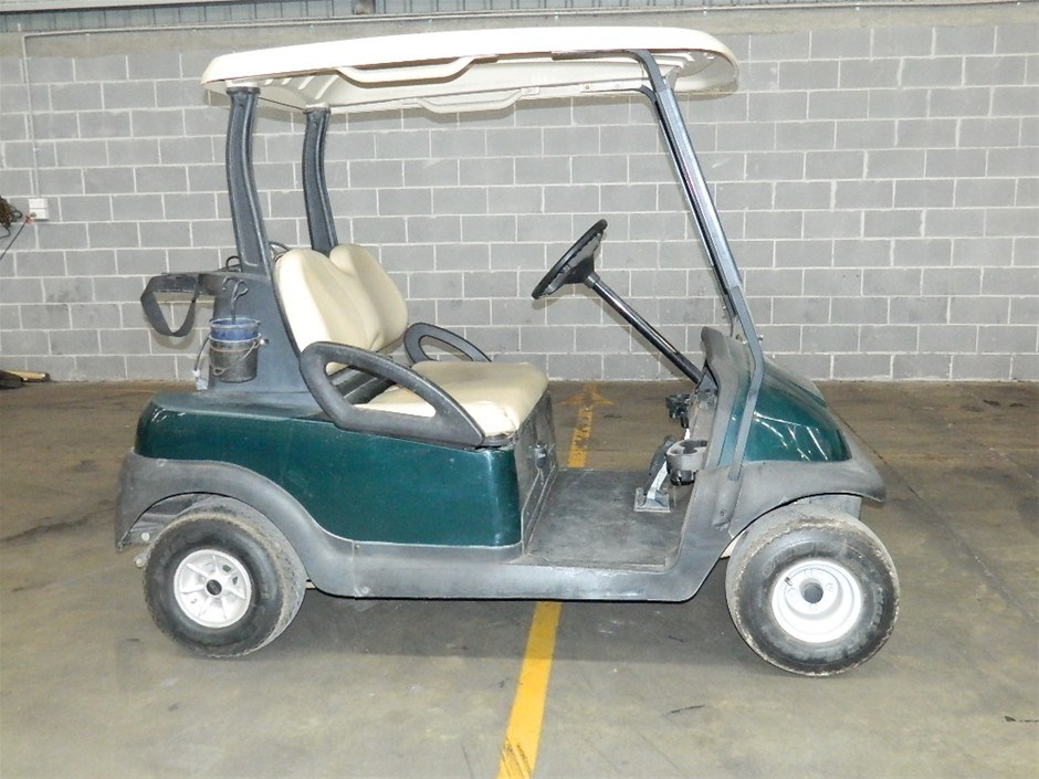 Arizona ranch & resort cars; 2005 Club Car Precedent Professional Electric Golf Cart Auction (0010