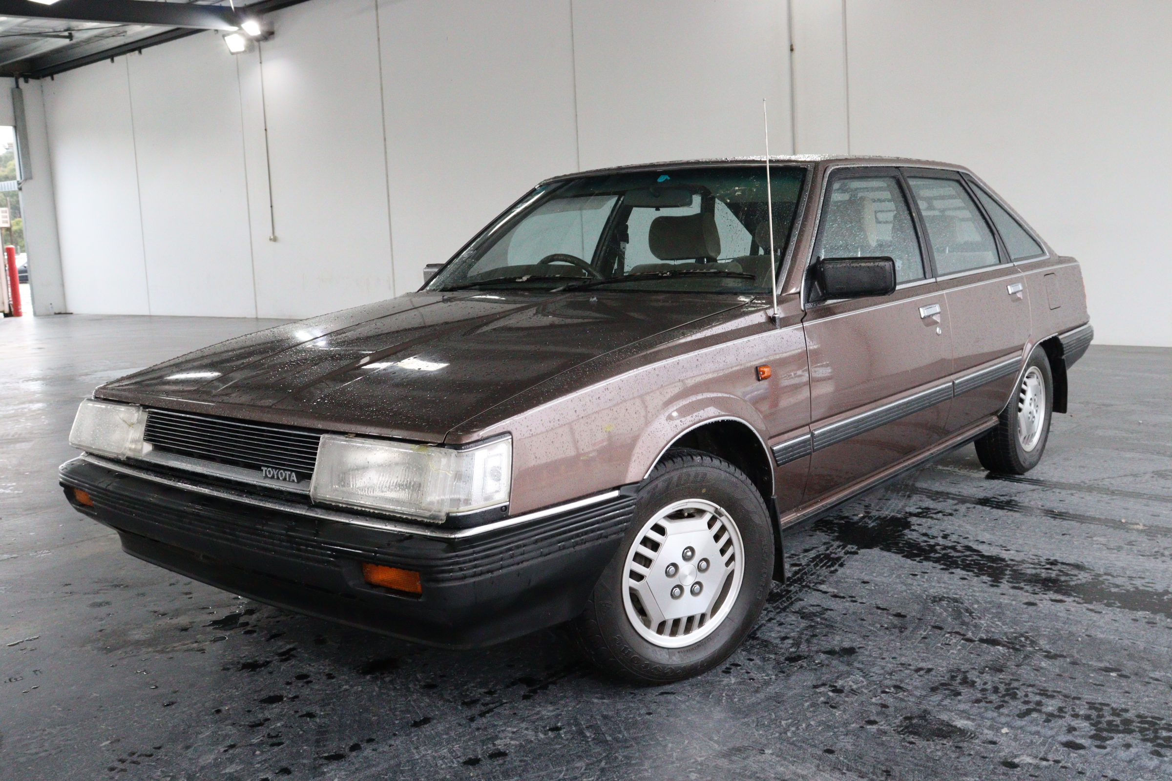 Toyota camry 1985