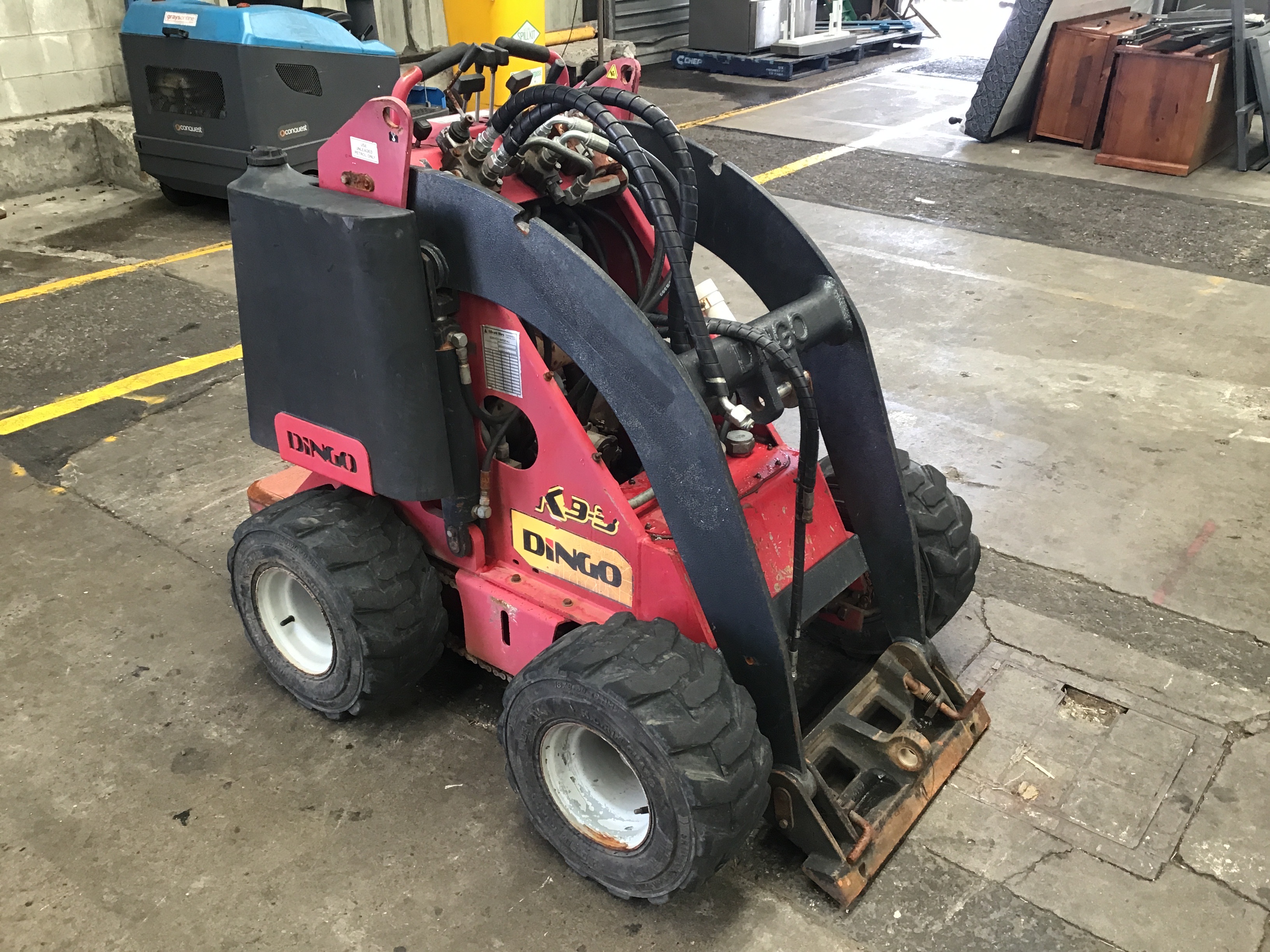 Dingo K9-3-K Mini Digger Auction (0001-7032698) | Grays Australia