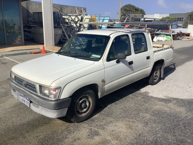 2000 Toyota Hilux RZN149R 4x2 Dual Cab Ute Auction (0005-9024459