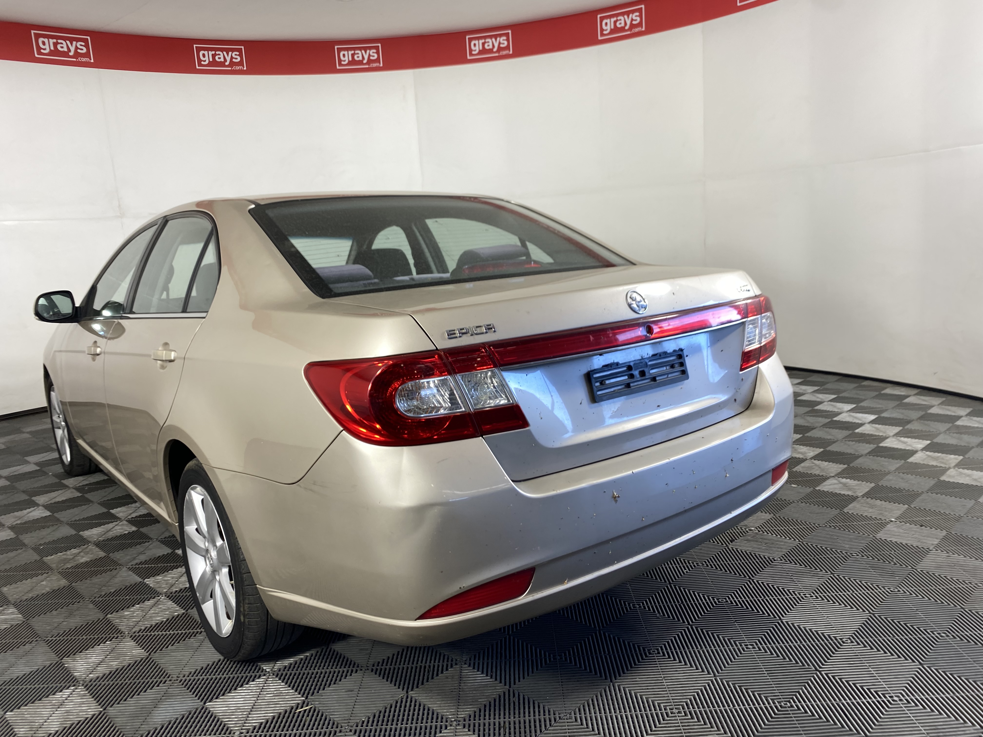 2011 Holden Epica CDX EP Automatic Sedan Auction (0001-7793052) | Grays ...